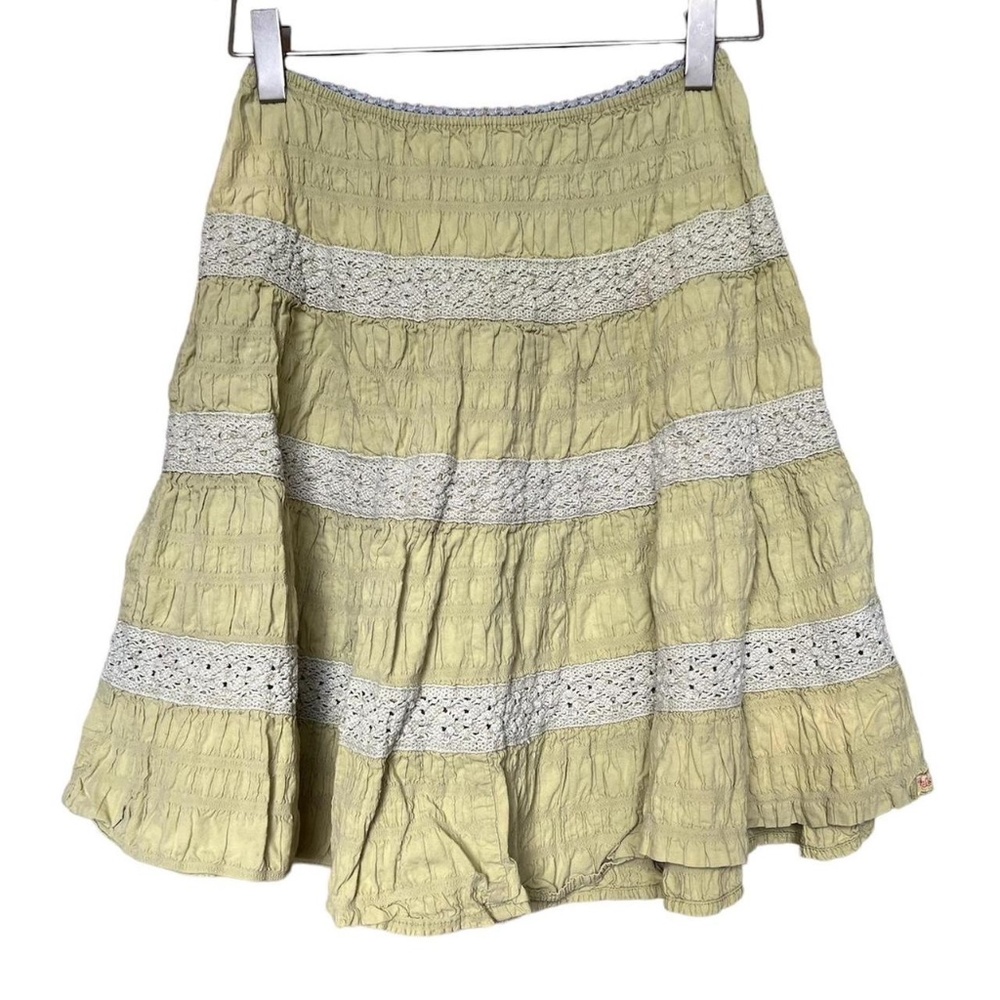 Local Motion light green ruffle a-line skirt